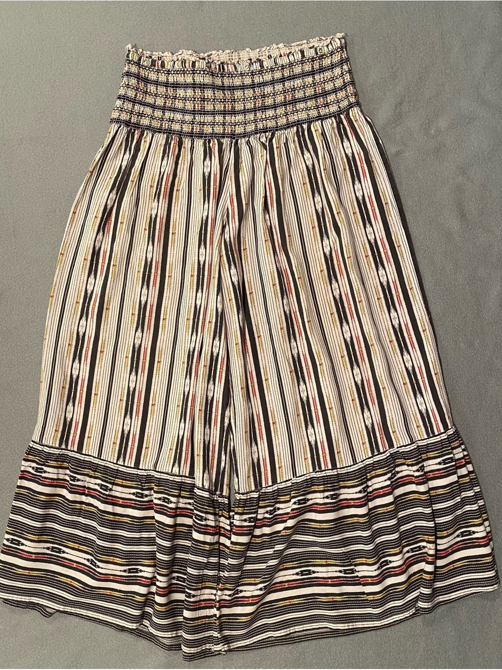 Anthropologie Maeve Smocked Waist Wide-Leg Pants Small Boho Hippie Palazzo READ